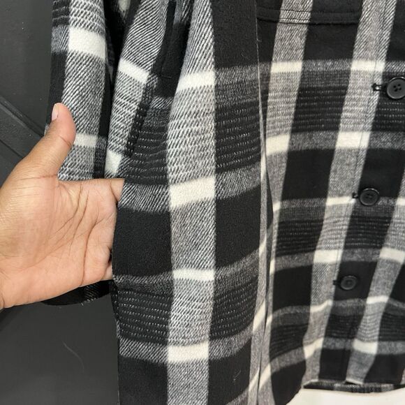 NWOT Women’s Old Navy Plaid Soft Brushed Utility Shacket Size XL Pockets Wool - Picture 4 of 6